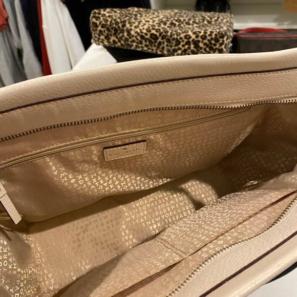 Purse - Picture 3 of 3